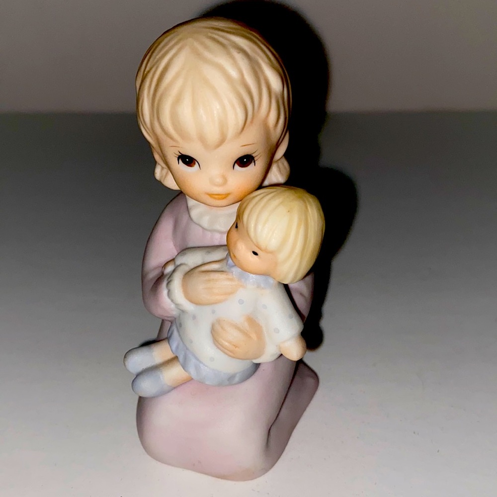 Vintage 1982 the Christopher Collection “Dolly”